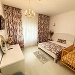 Targ Paste - Dormitor Dublu Cu Baie Privata * Craiova