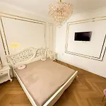 Lejlighed Targ Paste - Dormitor Dublu Cu Baie Privata *