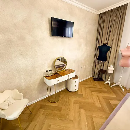 Apartamento Târg Paște - Dormitor Dublu Cu Baie Privata *