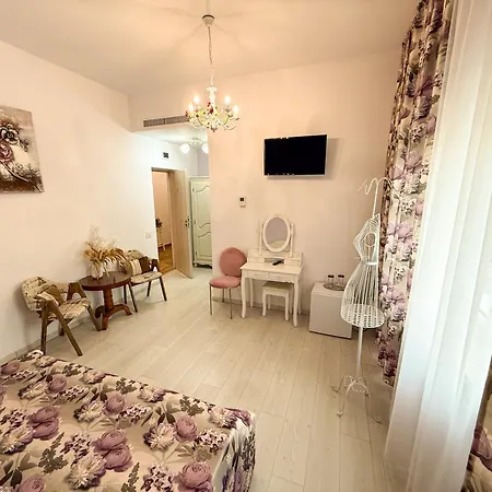 Târg Paște - Dormitor Dublu Cu Baie Privata Apartamento Craiova