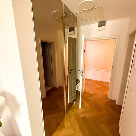 Apartment Cozy Christmas Bedroom - Dormitor Dublu Cu Baie Privata