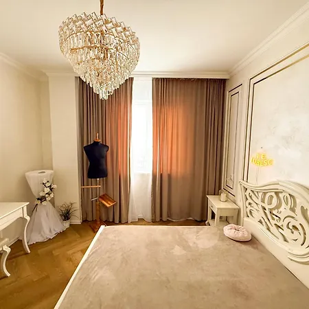 Cozy Christmas Bedroom - Dormitor Dublu Cu Baie Privata *