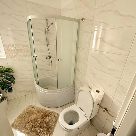 Cozy Christmas Bedroom - Dormitor Dublu Cu Baie Privata Craiova