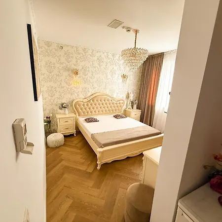 Cozy Christmas Bedroom - Dormitor Dublu Cu Baie Privata Craiova