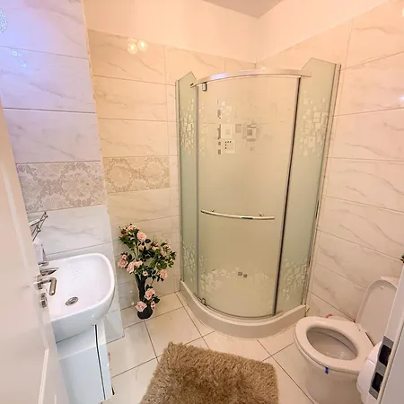 Lejlighed Targ Paste - Dormitor Dublu Cu Baie Privata Craiova