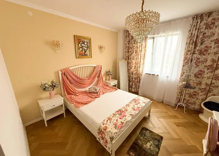 Lejlighed Targ Paste - Dormitor Dublu Cu Baie Privata *