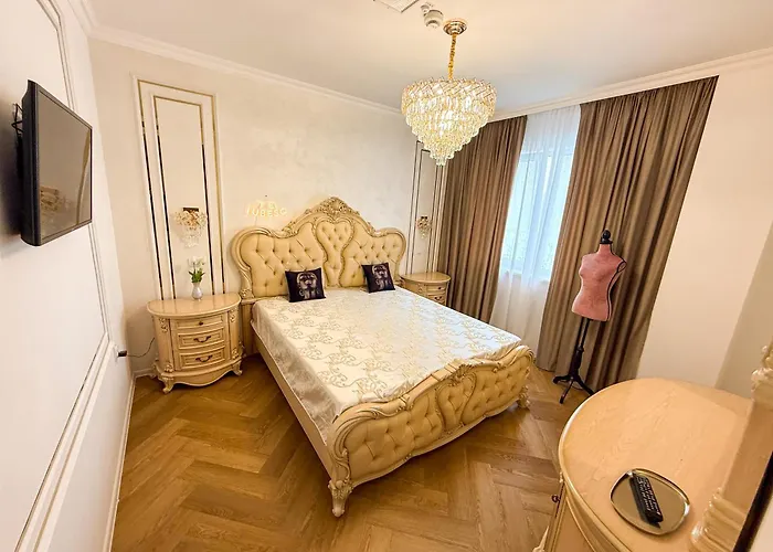 Lejlighed Targ Paste - Dormitor Dublu Cu Baie Privata *