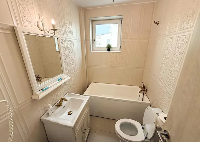 Targ Paste - Dormitor Dublu Cu Baie Privata * Craiova