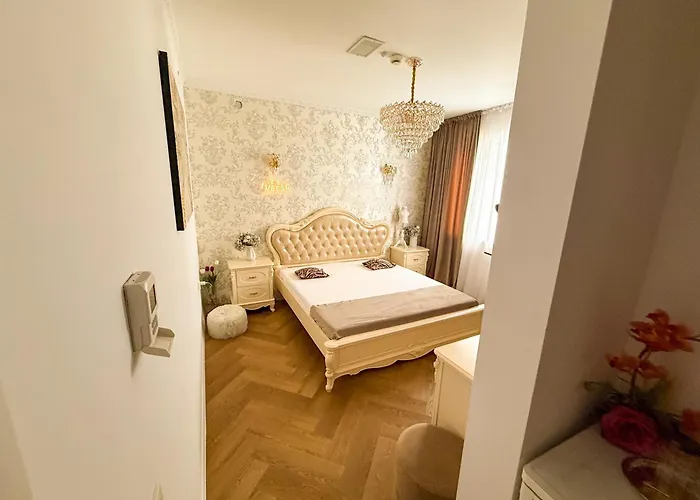 Cozy Christmas Bedroom - Dormitor Dublu Cu Baie Privata Appartement Craiova